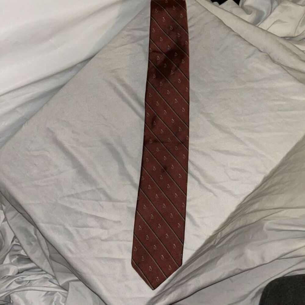 Robert Talbott French Horn  Silk Tie Red‎ Woven In England 56.5"